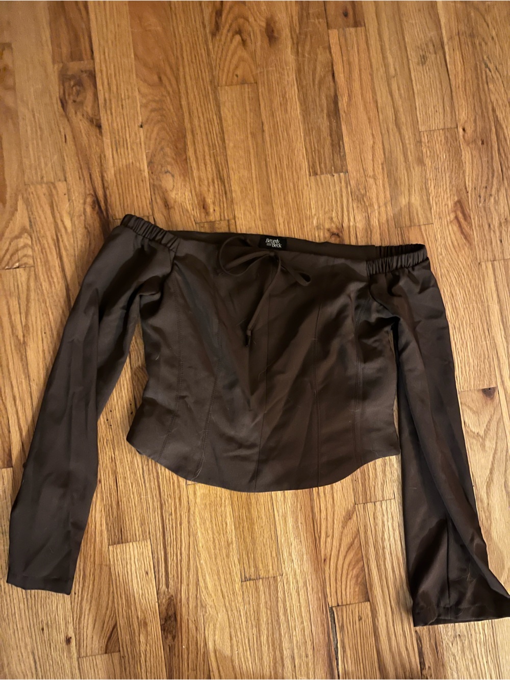 Beverly and Beck XS Brown Off-Shoulder Long Sleeve Crop Top with Bell Sleeves